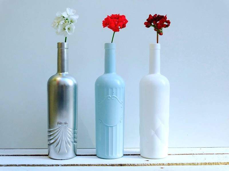 DIY : 10 idées déco avec des bouteilles en verre  Bouteille verre, Petite  bouteille en verre, Verre